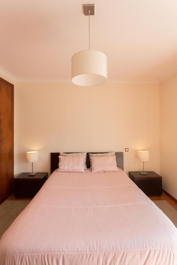 Apartamento Praia Sao Martinho Do Porto Apartment ภายนอก รูปภาพ