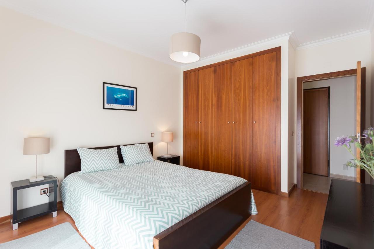 Apartamento Praia Sao Martinho Do Porto Apartment ภายนอก รูปภาพ